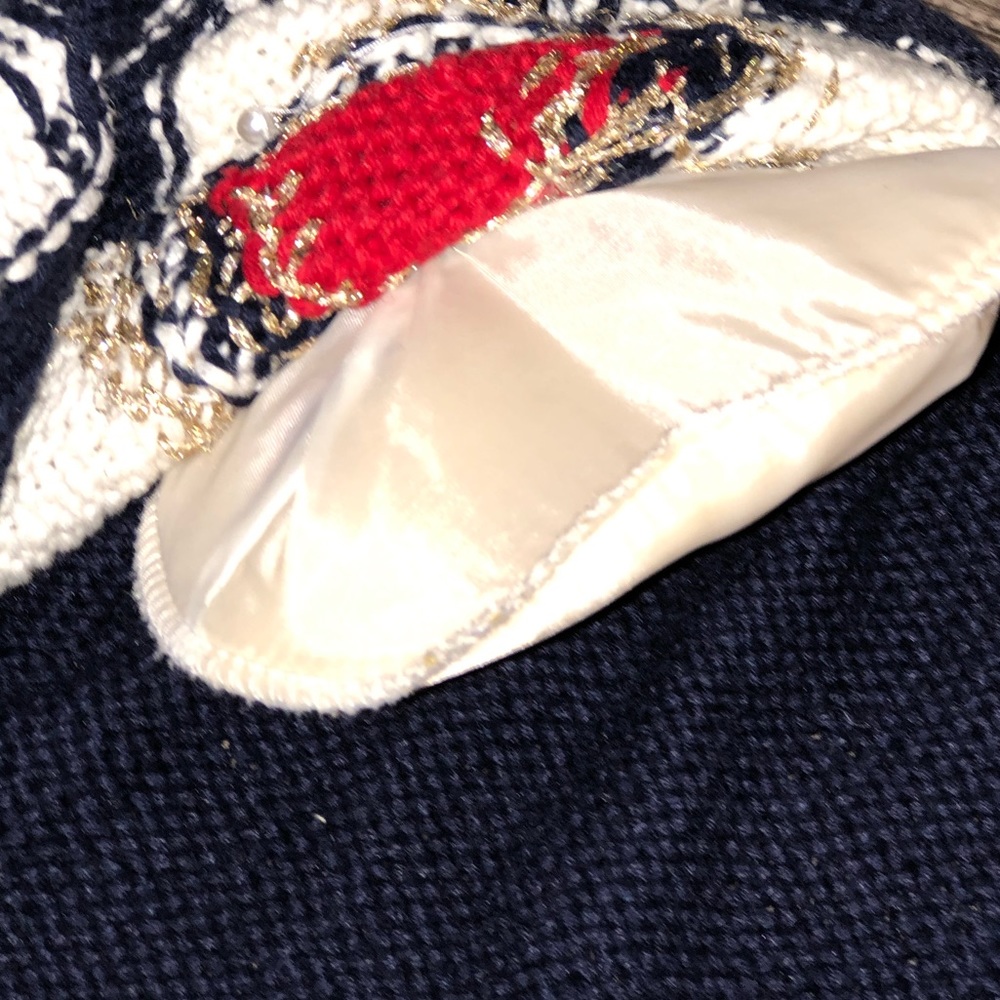 Retro Sweater - Picture 10 of 10
